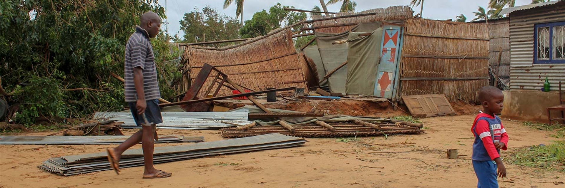 Cyclone Dineo hits Mozambique